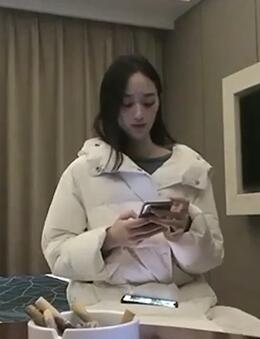 李寻欢自拍约了个白色外套苗条身材妹子