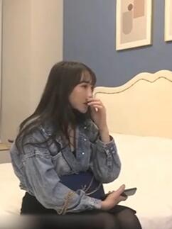 T先生自拍约了个牛仔外套性感妹子