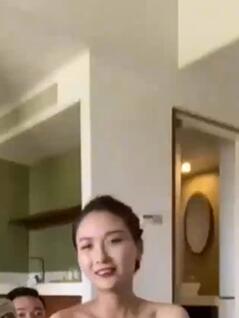 ԽӰŮǡӢ顿